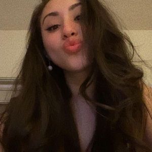 Meet your Posher, Velia